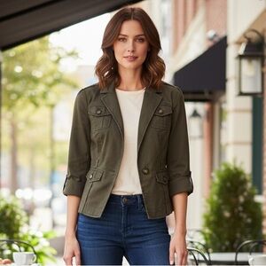 Military-Inspired Cropped Utility Blazer in Forest Green